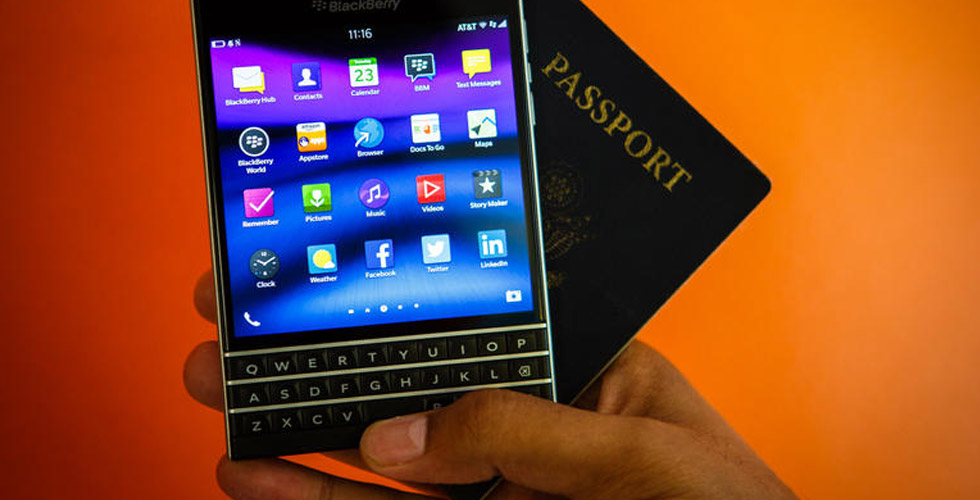 Passport   يعطي Blackberry   فرصة ثانية